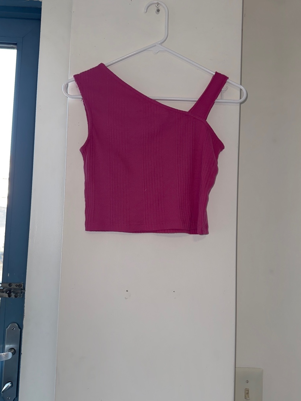 Zara Asymmetrical Shoulder Ribbed Crop Top - Pink
